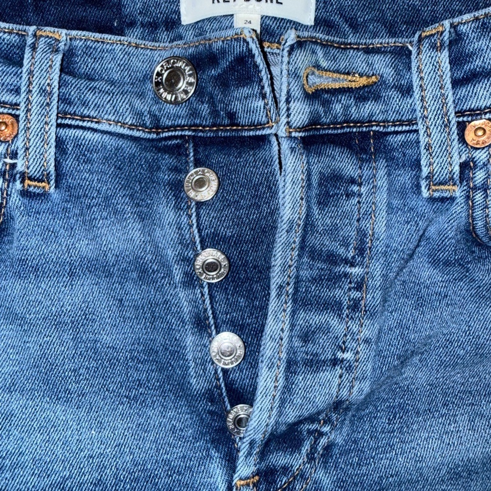 Re/Done Classic Denim Jeans Distressed Hem Vintage Wash Size 24 - Picture 4 of 5